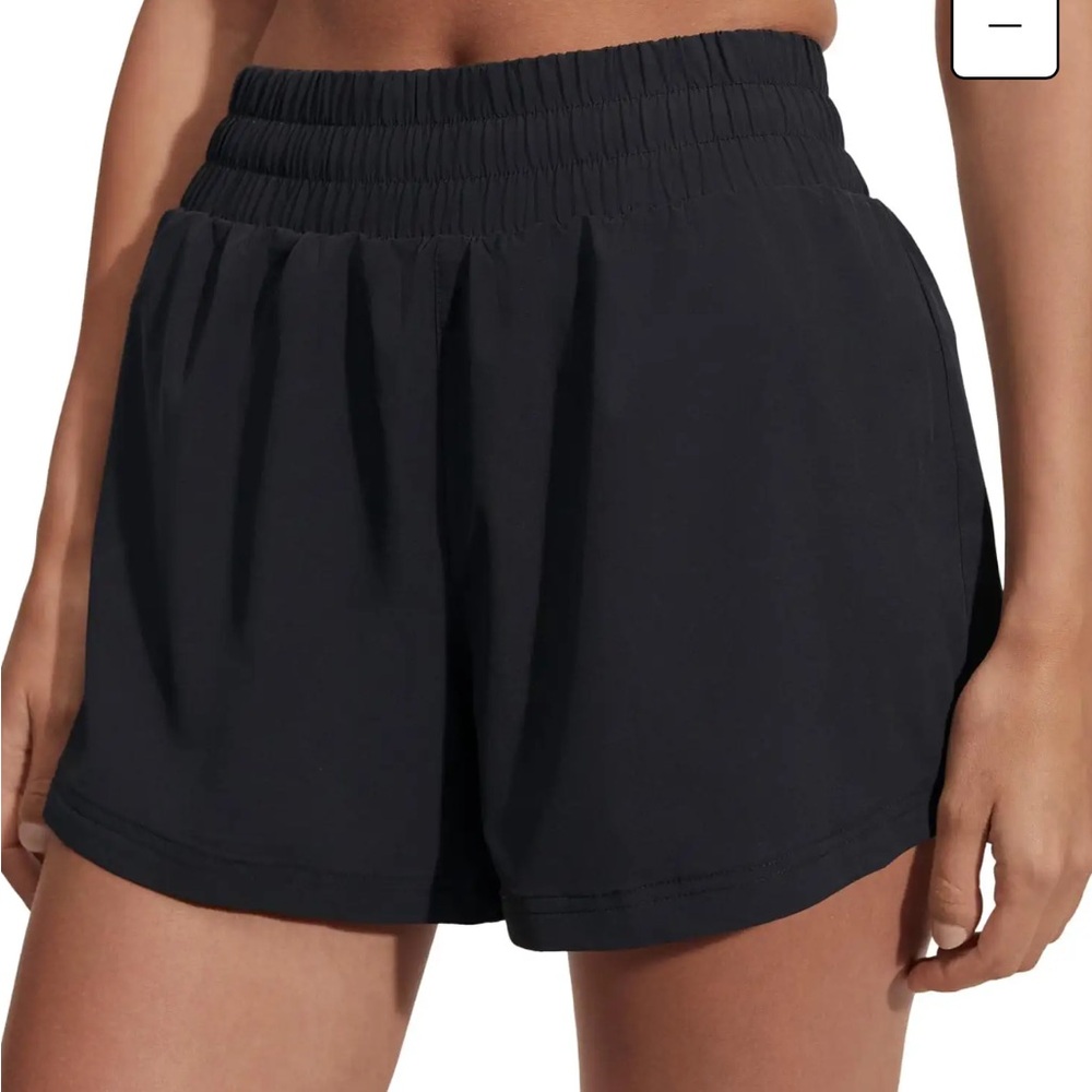 Varley Kallin Black Athletic Shorts Lightweight Mid-Thigh NWT